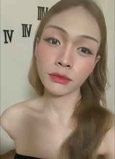 Sexy_Ladyboy Big Cock Bangkok - Transsexual adult performer in Bangkok Photo 5 of 5