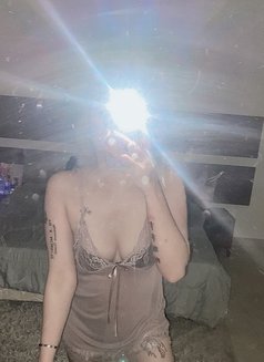 Natty Th - escort in Al Manama Photo 3 of 8