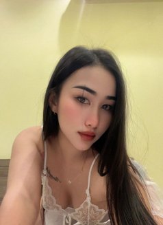 Natty - puta in Riyadh Photo 14 of 23