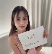 Natural boobs Escort Bangkok Kat - puta in Bangkok