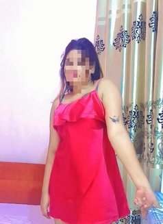 It's Mahee small cubby cute 🫦 - escort in Colombo Photo 15 of 20