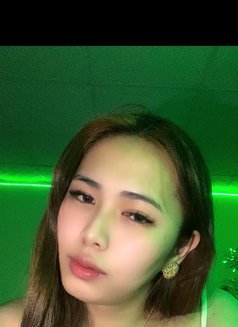Naturalicious Nicole - Transsexual escort in Al Ain Photo 11 of 12