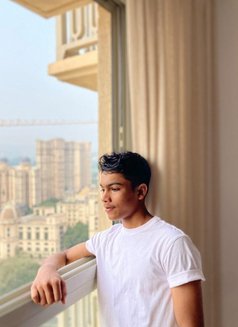 Naturalspirit - Acompañantes masculino in Mumbai Photo 11 of 14