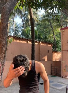 Naturalspirit - Male escort in Mumbai Photo 4 of 5