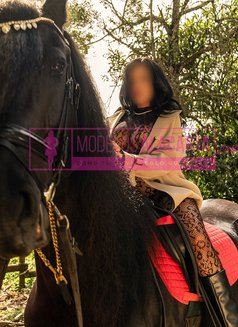 Naty Gold - escort in Medellín Photo 6 of 7
