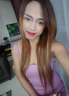 Naughty and Gorgeous Young Trans - Transsexual escort in Manila Photo 1 of 5