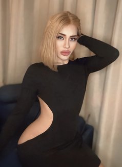 Naughty Armychloe Big Dick Big Ass - Acompañantes transexual in Al Manama Photo 6 of 7