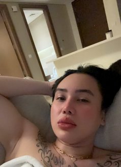 Naughty Femboy - Transsexual escort in Dubai Photo 10 of 13