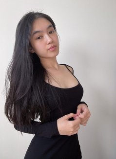 Jenn petite (VERIFIED) - puta in Manila Photo 21 of 22