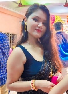 Naughty pooja Independent bhabhi 🏵 - Intérprete de adultos in New Delhi Photo 10 of 10