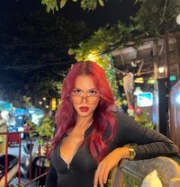 Naughty Sum - Acompañantes transexual in Bangkok