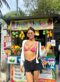 Naughty Sum - Acompañantes transexual in Bangkok Photo 11 of 28