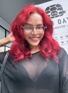 Naughty Sum - Acompañantes transexual in Bangkok Photo 30 of 30
