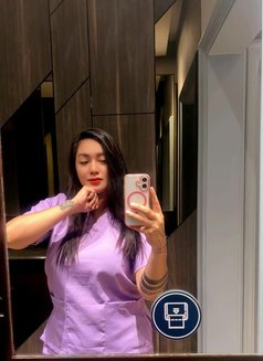 Naughty therapist Jessica - masseuse in Makati City Photo 2 of 30