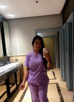 Naughty therapist Jessica - masseuse in Makati City Photo 5 of 30