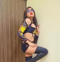 NaughtyAarohi - Transsexual escort in New Delhi