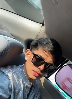 Naughtyboytoy - Male escort in Manila Photo 2 of 6