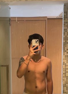 Naughtyboytoy - Acompañantes masculino in Kuala Lumpur Photo 6 of 7