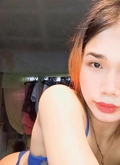 Naughtyleigh - Transsexual escort in Makati City Photo 11 of 12