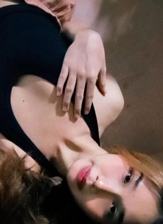 Naughtyleigh - Transsexual escort in Manila Photo 2 of 7