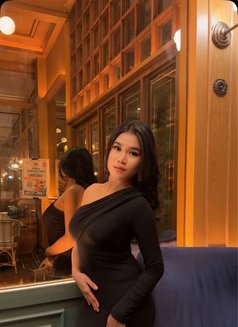 Naura New Comer in Bali - puta in Bali Photo 1 of 9