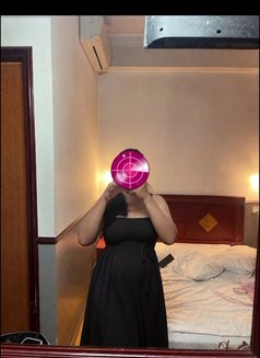 Naura Pregnant 5month, Cim Cof Rimming - escort in Singapore Photo 2 of 3