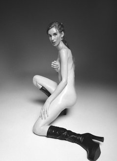 Nausi Love - escort in Copenhagen Photo 6 of 9