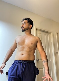 Nav - masseur in Bangkok Photo 1 of 4