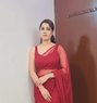 Navdita Independent Girl Available - puta in New Delhi Photo 2 of 3