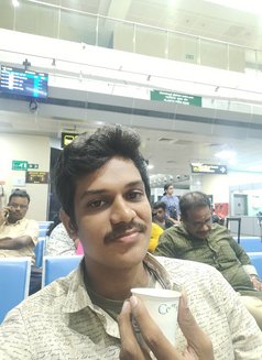 Naveen tamilan - Acompañantes masculino in Bangalore Photo 2 of 2