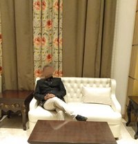 Naveen (real meet) - Acompañante masculino in Mumbai