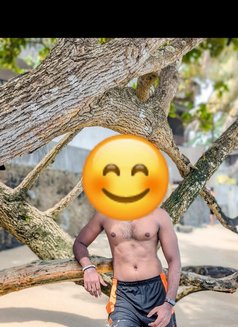 Naveen Lakshitha - Acompañantes masculino in Colombo Photo 1 of 2