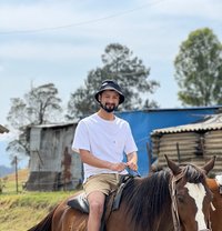 Snny - Male escort in Bangalore