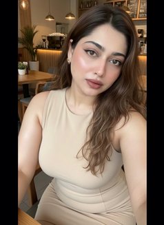 Naviya College Student - escort in Dubai Photo 2 of 5