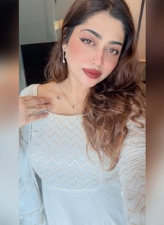 Naviya Indian Model - escort in Abu Dhabi Photo 1 of 6