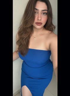 Naviya Indian Model - escort in Abu Dhabi Photo 5 of 6