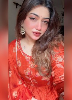 Naviya Vip Model - escort in Ajmān Photo 3 of 4