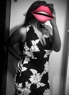 Navya Independent Girl - escort in New Delhi Photo 2 of 4