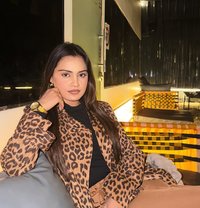 Navya - escort in Chennai Photo 1 of 5