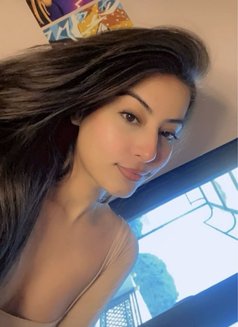 🇮🇳Navya - puta in Jeddah Photo 1 of 4