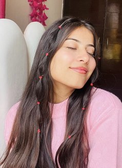 🇮🇳Navya - puta in Jeddah Photo 2 of 4