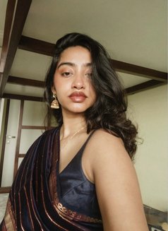 Navya Mumbai - escort in Riyadh Photo 3 of 9