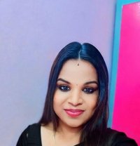Navya Nair - Acompañantes transexual in Bangalore