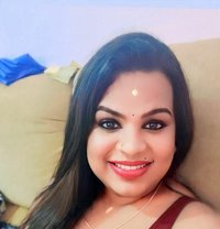 Navya Nair - Acompañantes transexual in Bangalore