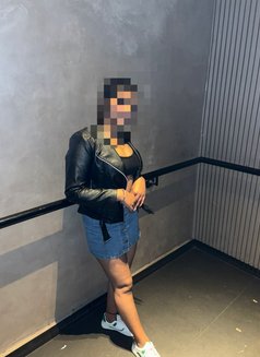 Navya real meet and cam fun - escort in Bangalore Photo 3 of 4