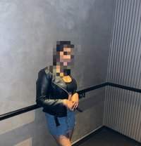 Navya real meet and cam fun - puta in Bangalore