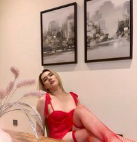 Charming+Glamorous Nawal both69 - Transsexual escort in Riyadh Photo 7 of 10