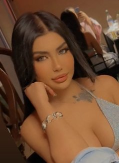 Nawal - escort in Jeddah Photo 2 of 6