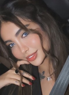 Nawal - escort in Jeddah Photo 3 of 6