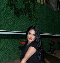 Arabic Naya xxl نايا شميل عربيه - Transsexual escort in İstanbul Photo 9 of 23